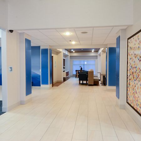 Holiday Inn Express Hotel & Suites New Boston By Ihg Bagian luar foto