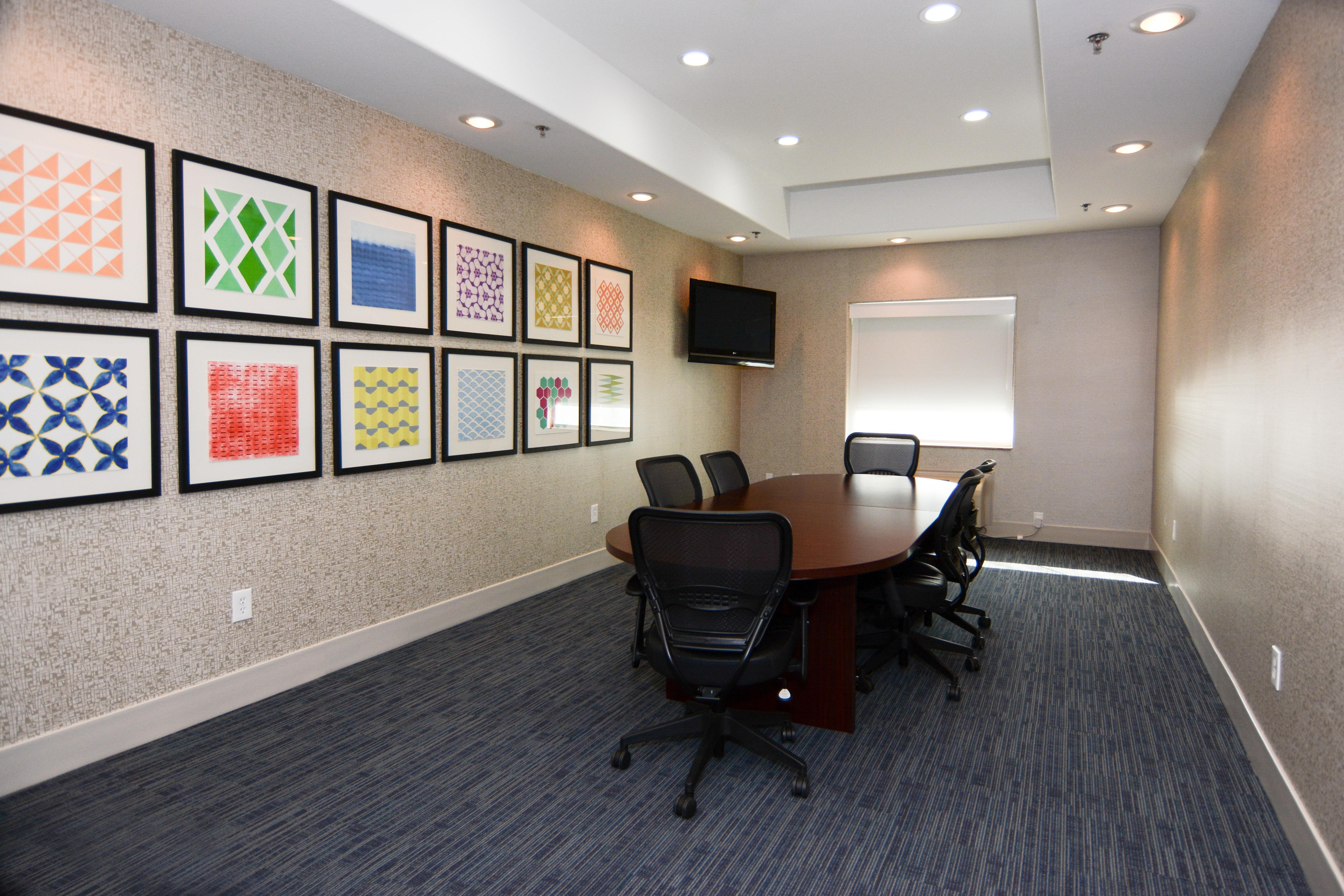 Holiday Inn Express Hotel & Suites New Boston By Ihg Bagian luar foto