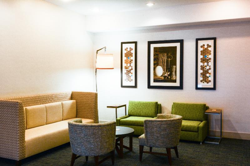 Holiday Inn Express Hotel & Suites New Boston By Ihg Bagian luar foto
