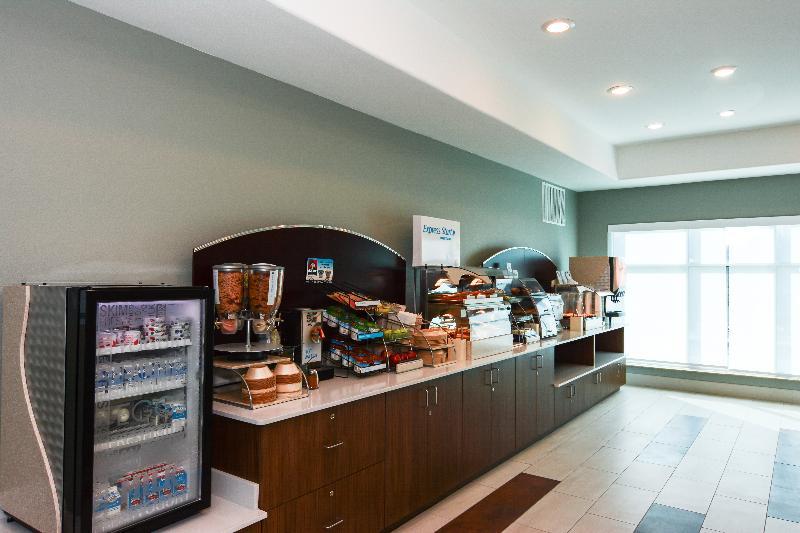 Holiday Inn Express Hotel & Suites New Boston By Ihg Bagian luar foto
